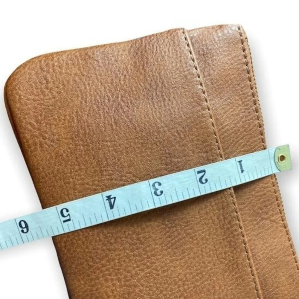 Nwot, Steve Madden Cognac Wristlet Clutch with Gold Hardware. Price Is Firm - Picture 4 of 12